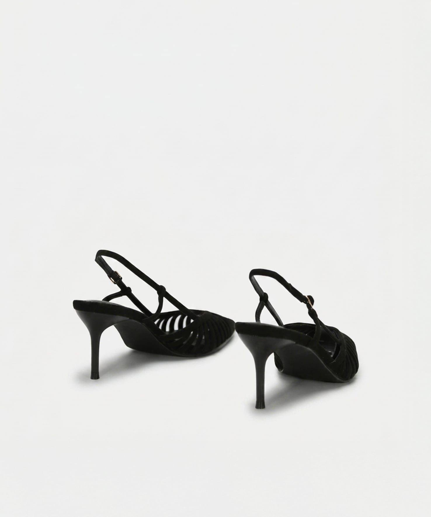 Zapato tac&oacute;n fino tiras image number null